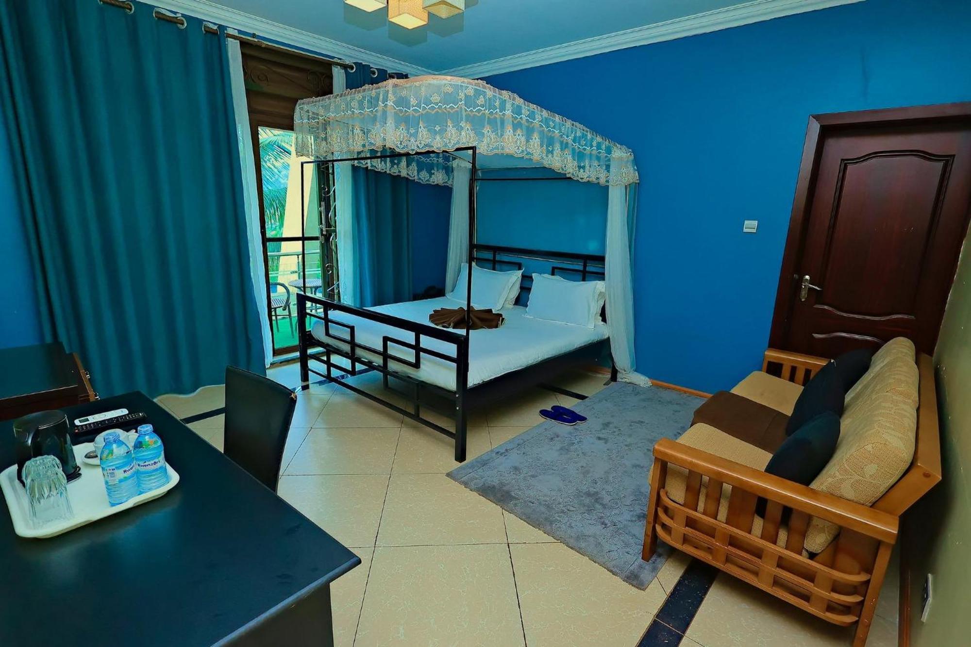 Shine Country Resort Hotel Naziba المظهر الخارجي الصورة
