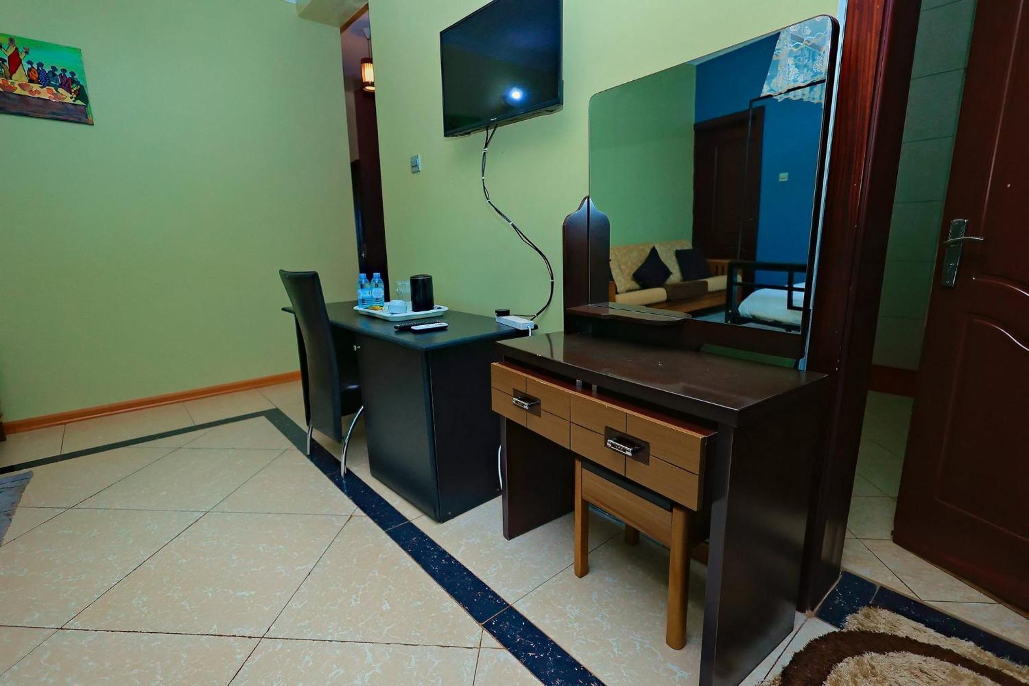 Shine Country Resort Hotel Naziba المظهر الخارجي الصورة