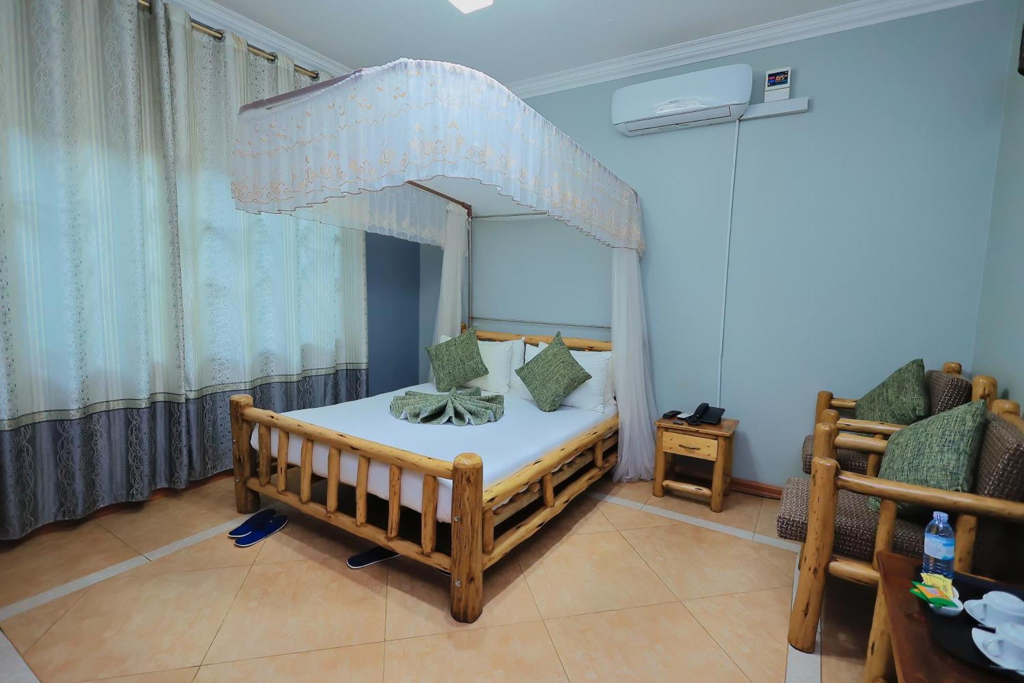 Shine Country Resort Hotel Naziba المظهر الخارجي الصورة